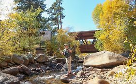 Castle Mountain Lodge in Estes Park Co